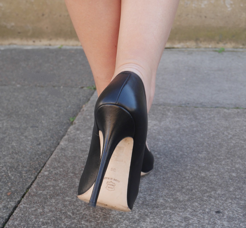 classic black court shoe  daniel foot wear cocomamastyle